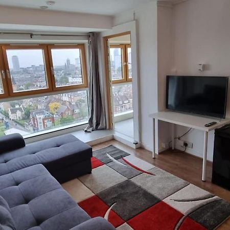 Gottersea 1 Bedroom Flat In Battersea 70 Mq London Bagian luar foto