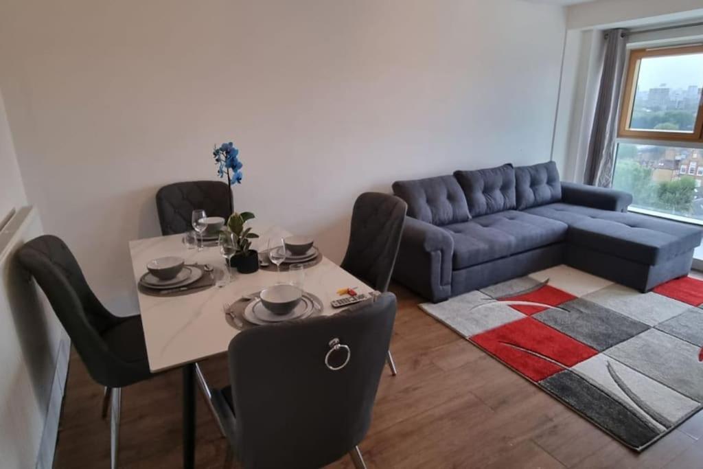 Gottersea 1 Bedroom Flat In Battersea 70 Mq London Bagian luar foto